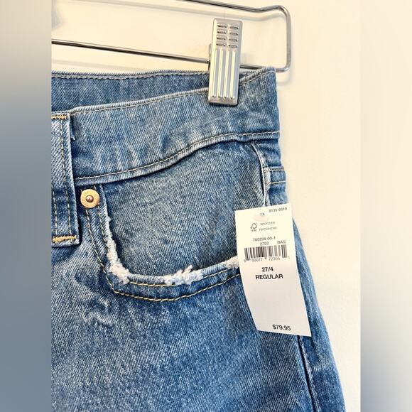 GAP NWT Sky High Rise Cheeky Straight Jeans distressed washwell low stretch 27/4 - Picture 5 of 12